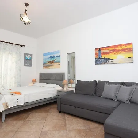 Seaside Apartment Pefkochori